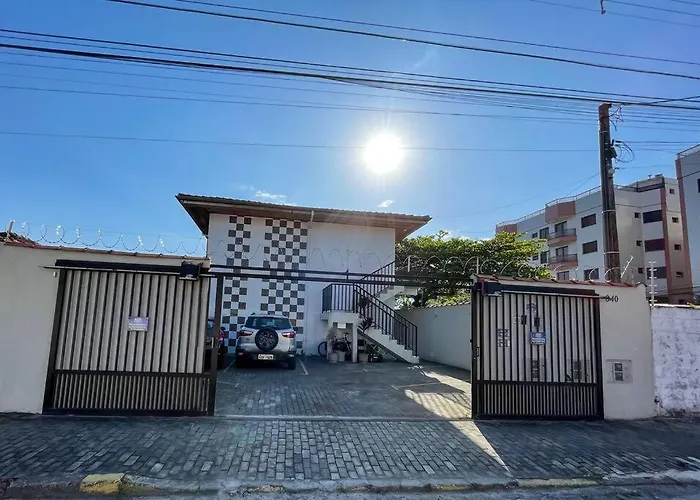 Apto Funcional próximo a Orla do Centro HS5